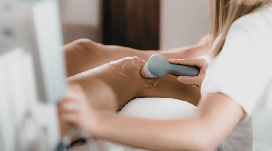 Ultrasound therapy technique for reducing inflammation and improving mobility